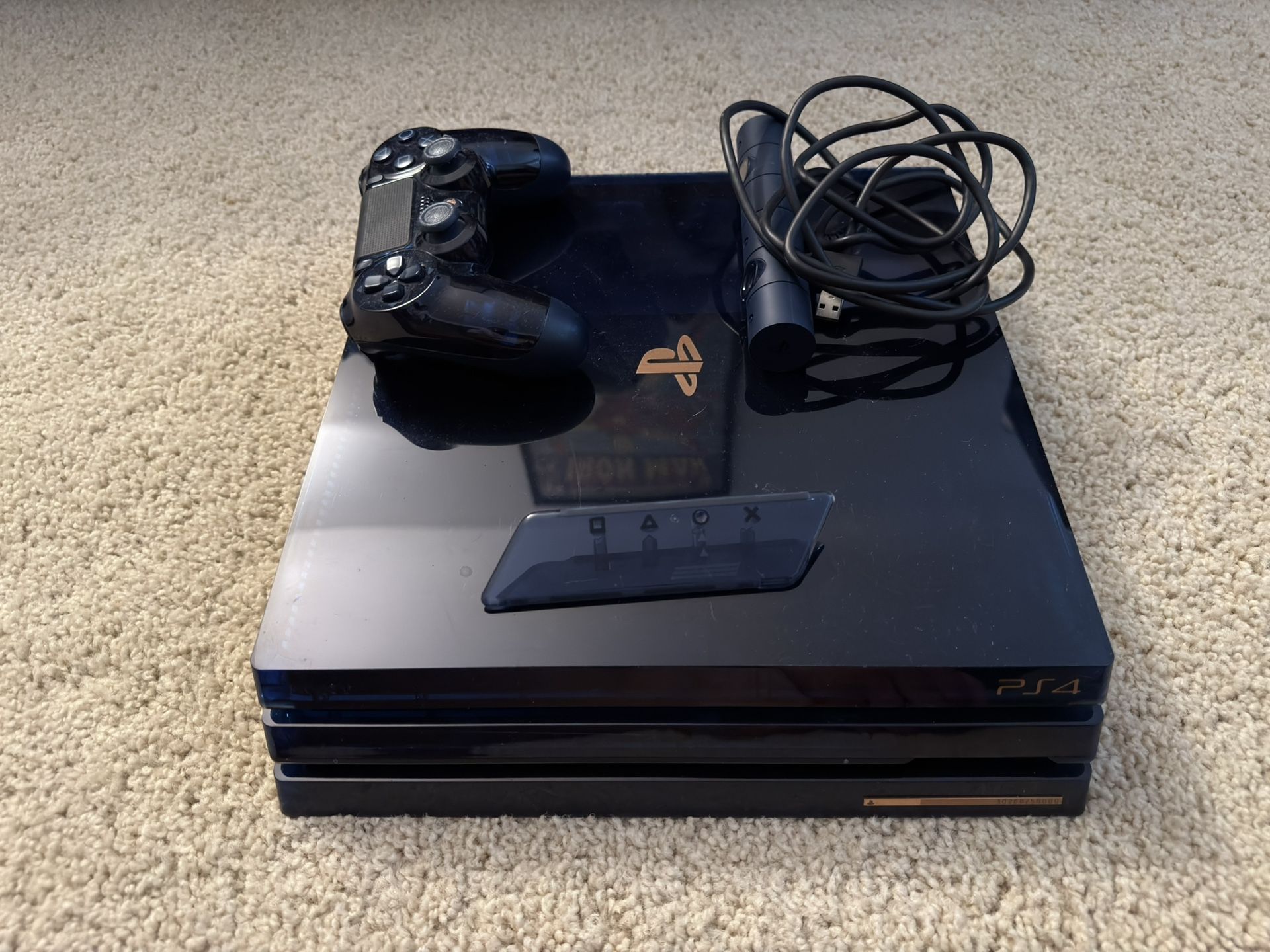 PlayStation 4 Pro - 500 Million Limited Edition (#30268/50000) w 