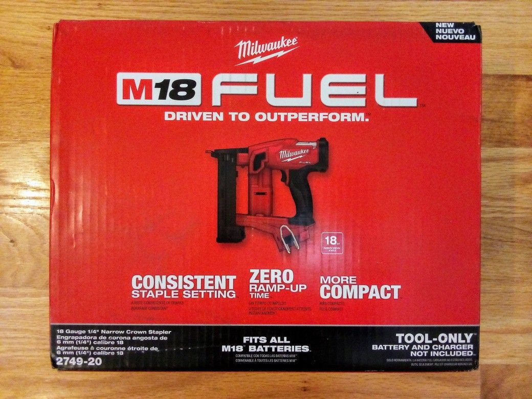 Milwaukee M18 Fuel Narrow Crown Stapler