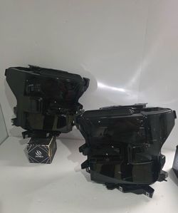 Ford F150 model 2015-2017 headlights