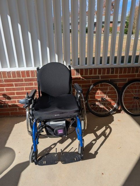 Power Wheelchair Good Condition