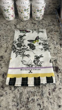 Mckenzie Child Kitchen towel decor