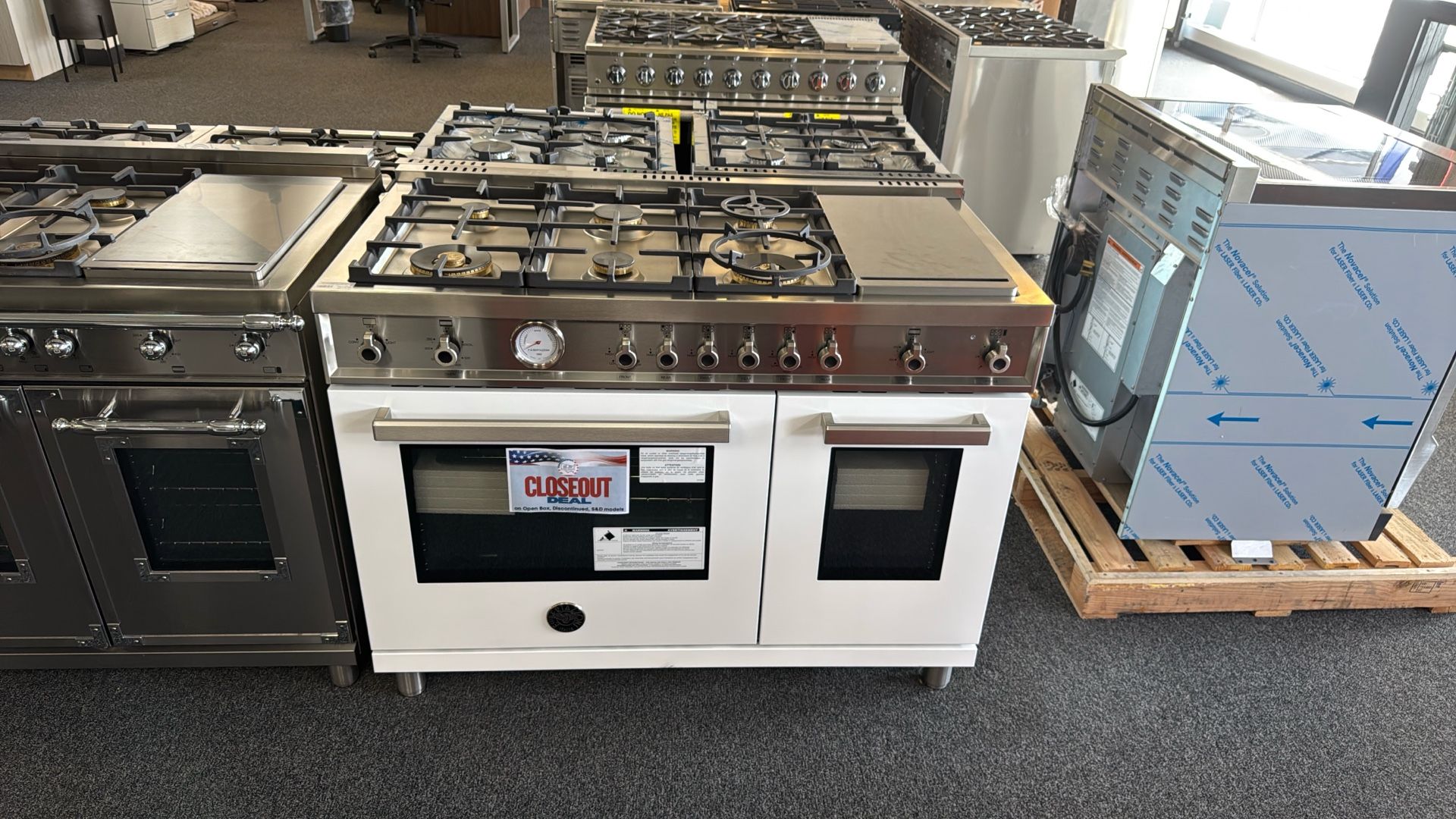 Bertazzoni 486GGASBIT 48 Inch Range