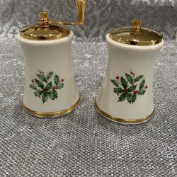 Lenox Salt And Pepper Mill