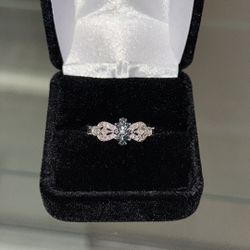 14K White Gold Blue Diamond Fashion Ring - 3.8g - Size 8.75