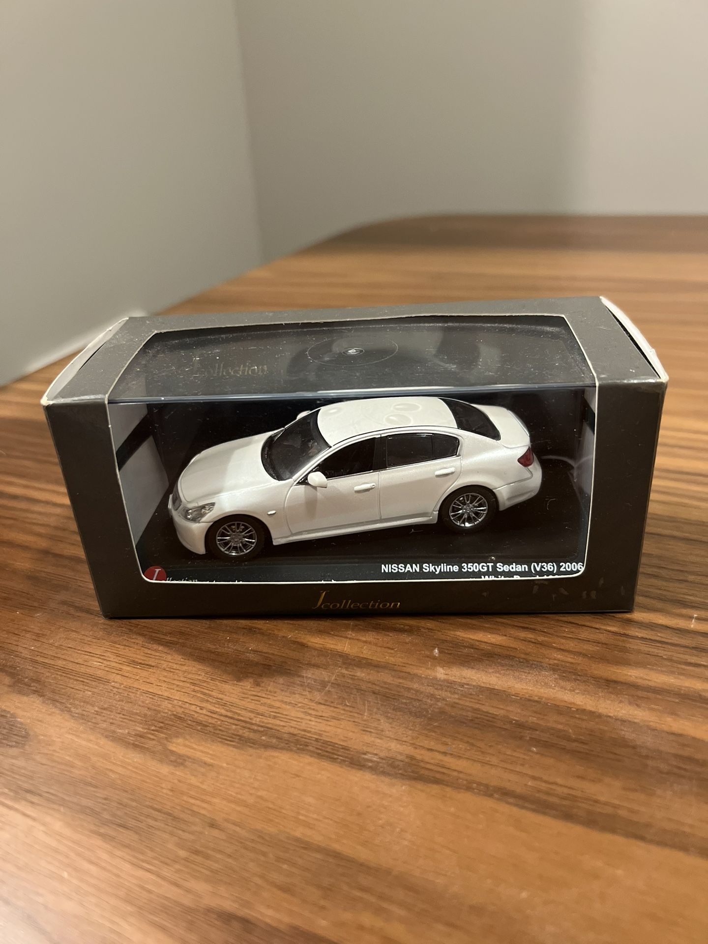 Japanes Infiniti Diecast 