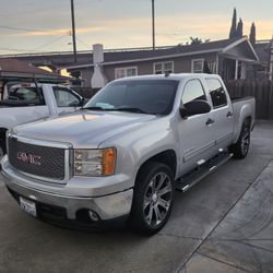2010 GMC Sierra