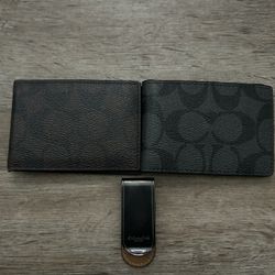 Coach Compact Billfold Wallet In Signature Canvas