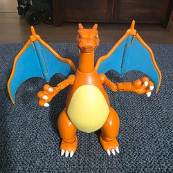 Pokémon Charizard Figure Jazwares 2021