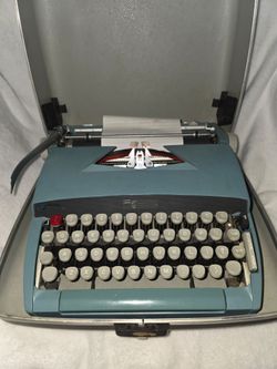 Vintage Sears Citation 2 Manual Typewriter Blue Teal w/ Original Hard Case