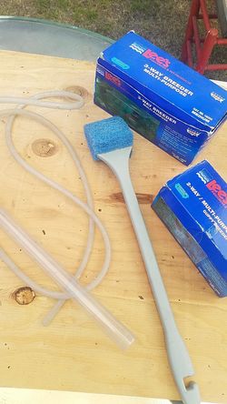 Fish equipment and three-way breeder tank and a two ways breeder tank