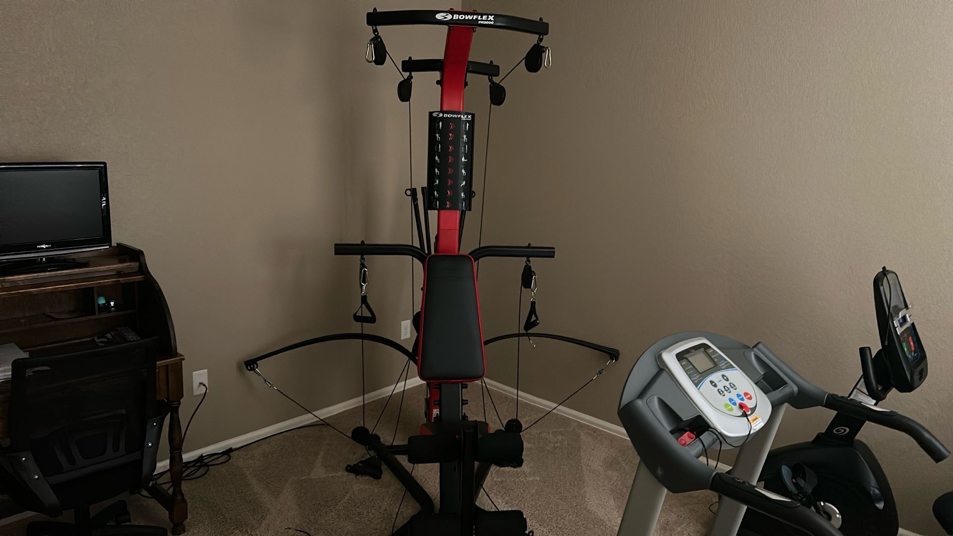 Nautilus Cumberland Bike,Bow Flex Pr3000,Sunny Treadmill Equipment Is In New Condition