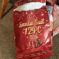 Santa 🎅🏻 Outfit