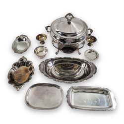 Oneida Lot Of Silver Trays 