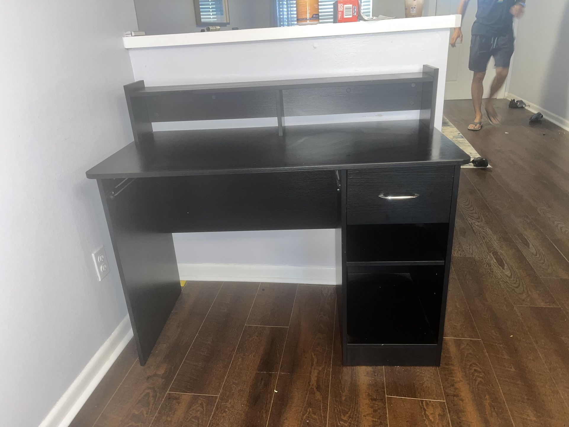 Black Wood Desk
