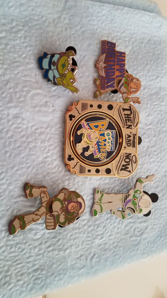 Disney pins Toy Story Buzz Lightyear