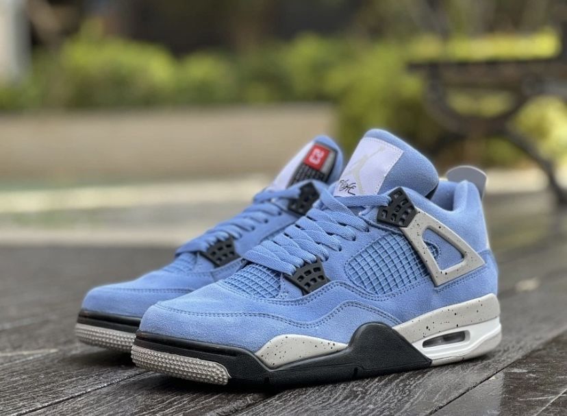 Jordan 4 University Blue – Size 12 – Authentic 