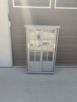 Free cabinet