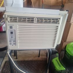 Frigidaire Air Conditioner 
