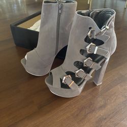 Boots Size 8.5
