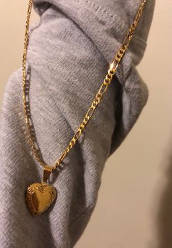 18K Gold Plated Heart Locket Pendant with Nice Chain
