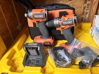 Ridgid bag with tools