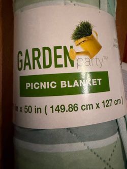 New Pic nic blanket