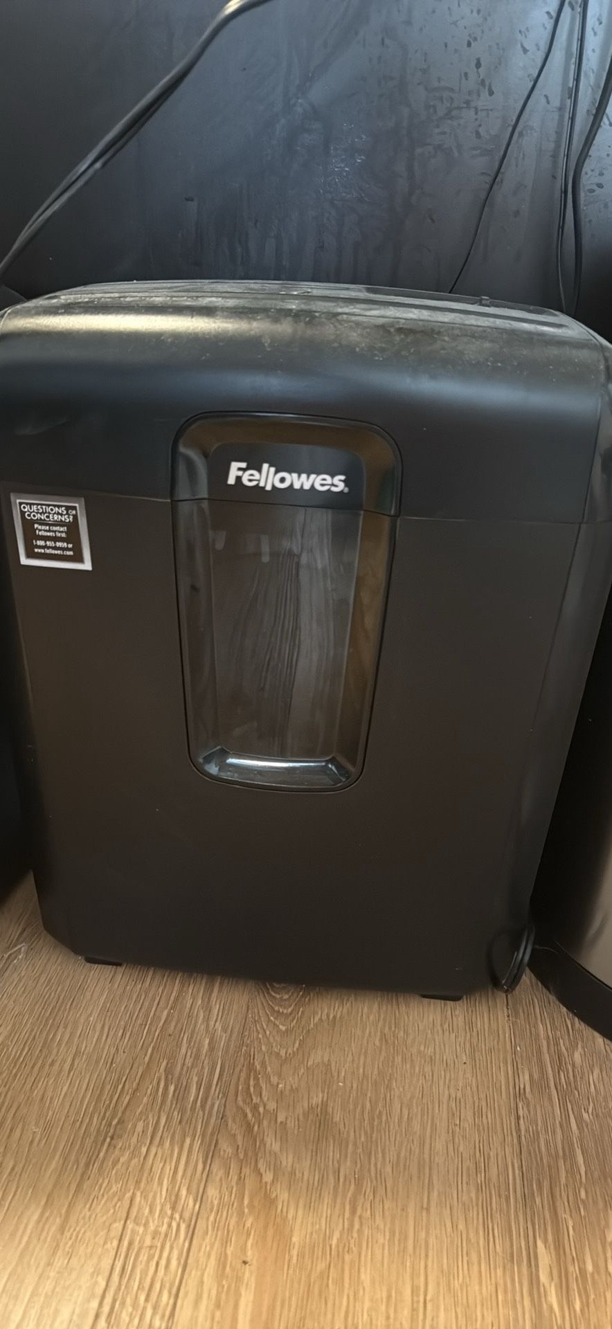 2 Fellowes Paper Shredders – Both Working
