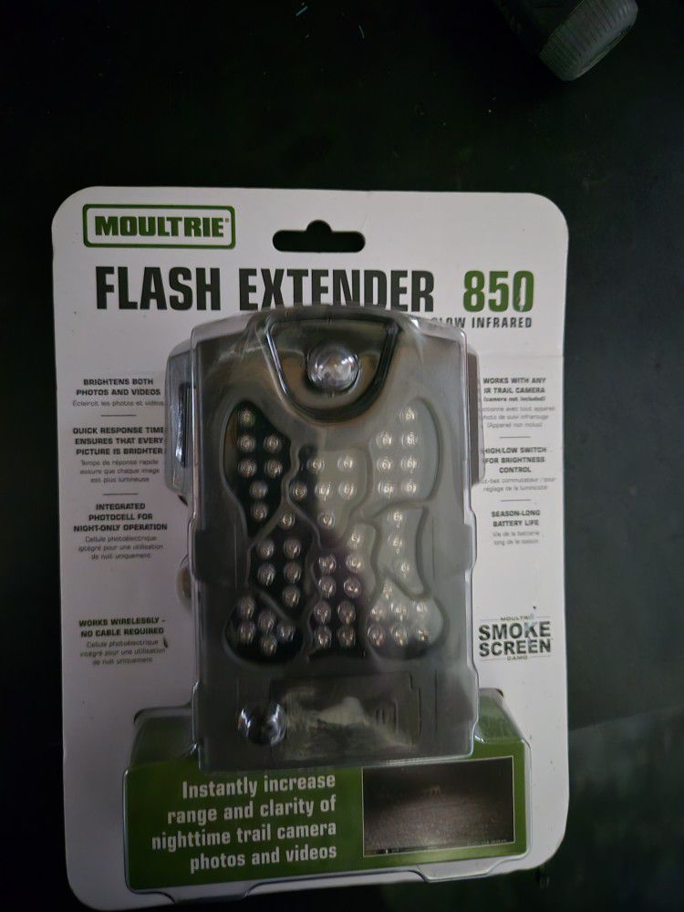 Game Camera Flash Extender