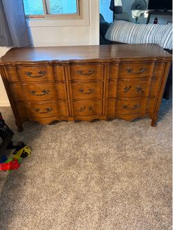 Vintage White Furniture Co. French Provincial 9-Drawer Dresser – Solid Wood