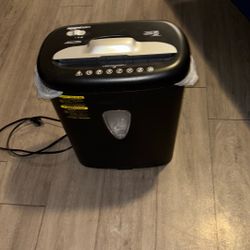 Paper Shredder 