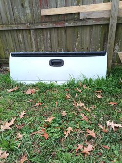 Chevy Silverado Tailgate 