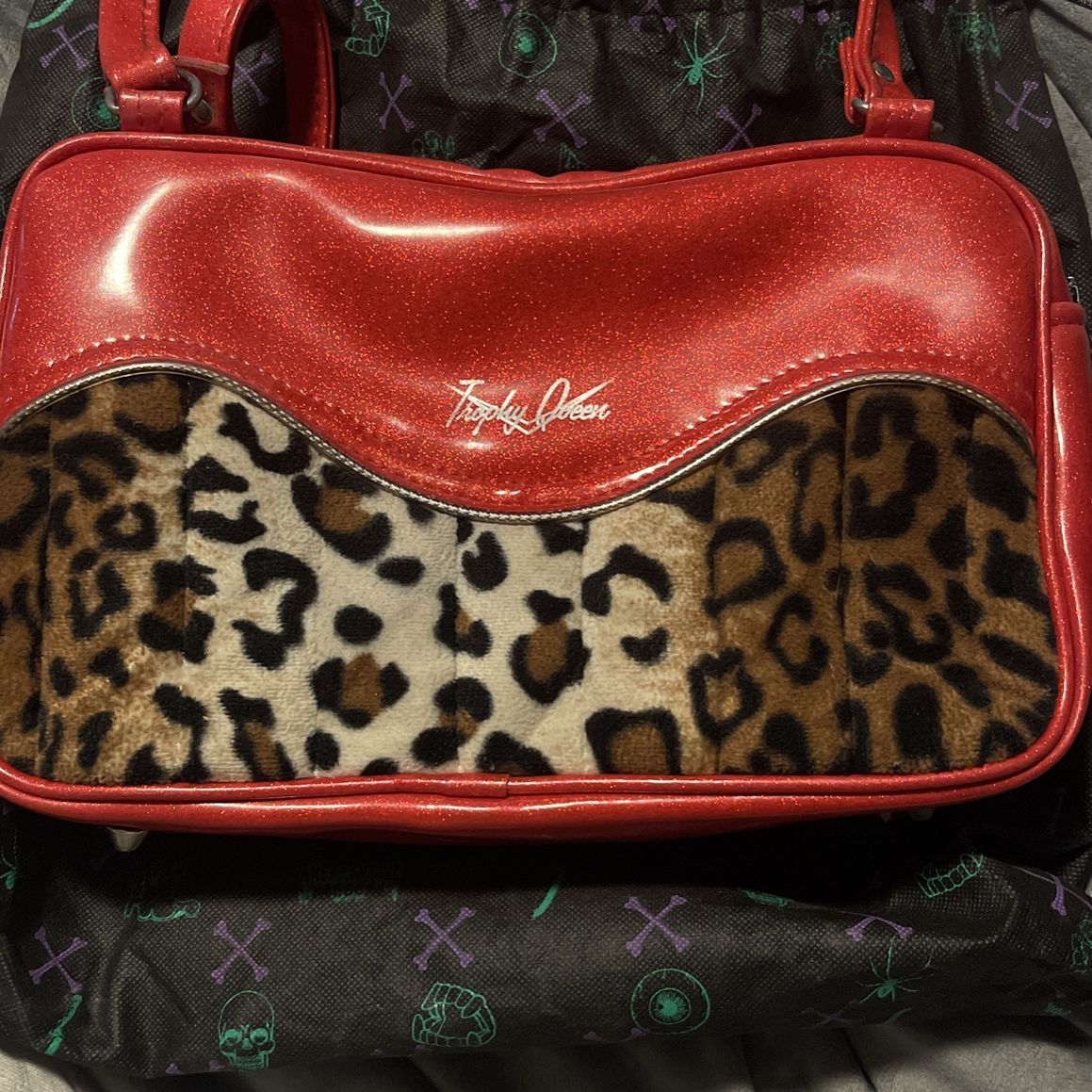 Trophy Queen Red Leopard Purse for Sale in Ontario, CA - OfferUp