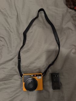 Leica Sofort Instant Camera — Orange