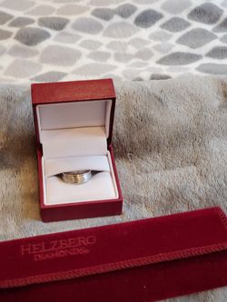 Men's 14K /WG - Wedding Band SZ 8