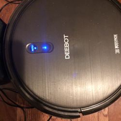 Ecovacs DEEBOT N79 Robot Vacuum EE Model #: DN622