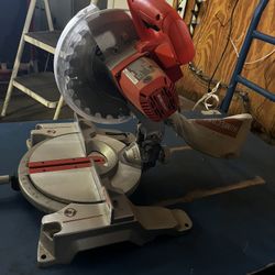Compound Miter Saw