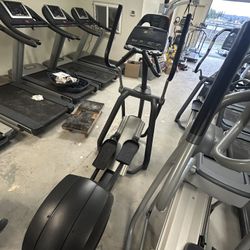 Precor Efx556 Elliptical 