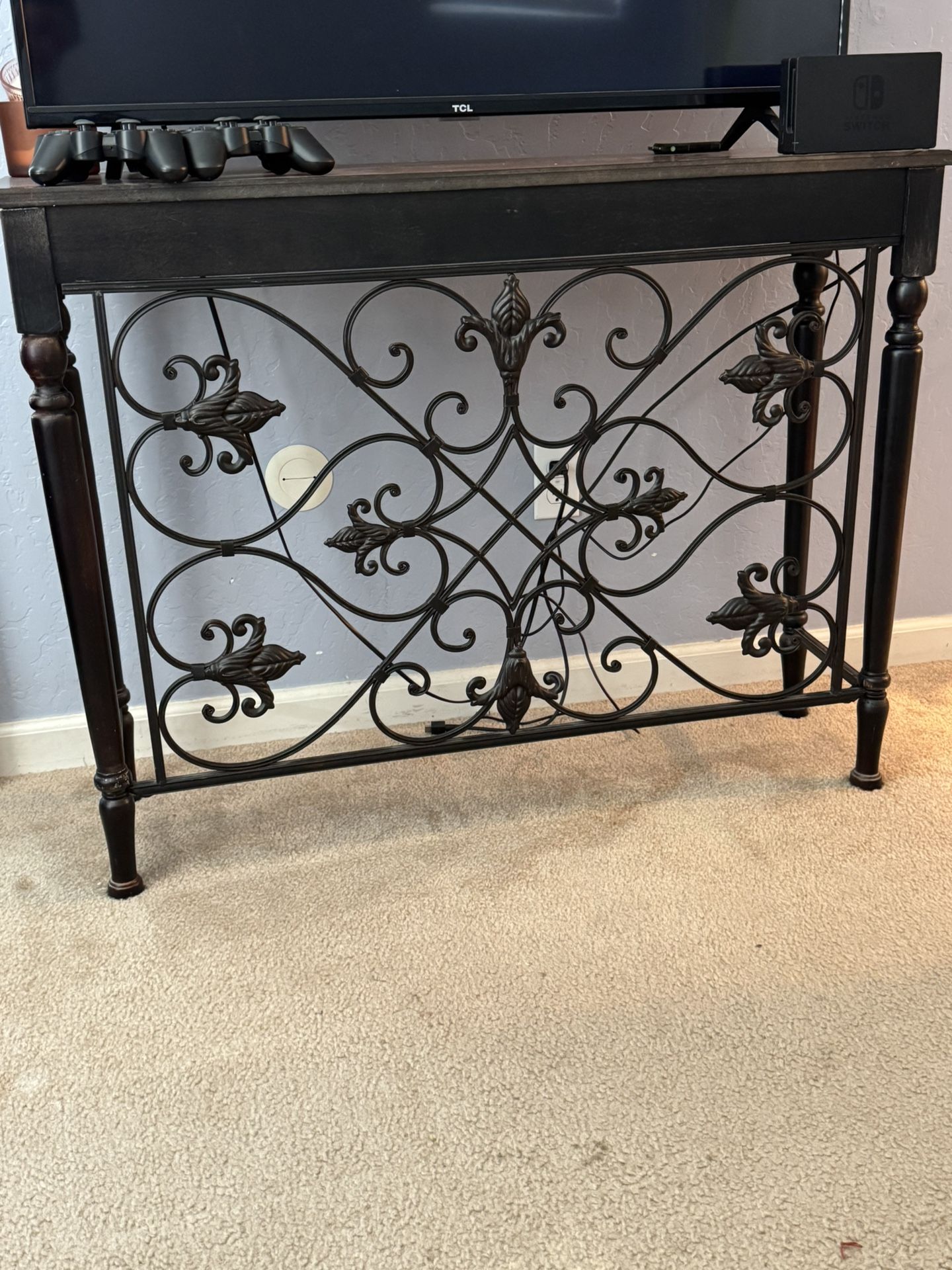 Accent Table