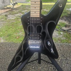 Kramer "Tracii Guns" Gunstar Voyager Guitar MINT