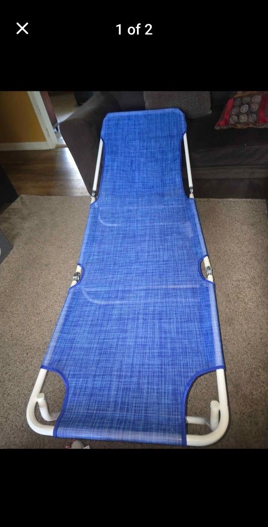 🆕️ 2 NEW HEAVY DUTY ADJUSTABLE LOUNGERS 1 BLUE AND 1 BLACK