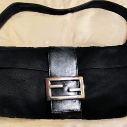 Fendi Baguette 