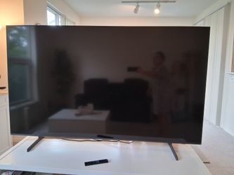 Samsung 70" Crystal UHD 4K Smart TV (DU7200, 2024)