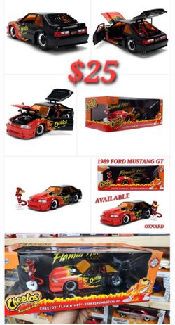JADA HOT CHEETOS 1989 FORD MUSTANG GT 1/24 with CHESTER CHEETAH FIGURE