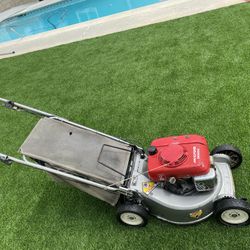 Honda grass Cutter