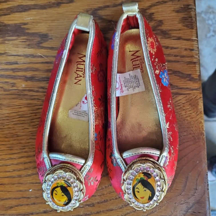 Toddler Girls Disney Mulan Shoes Sz 7-8