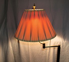 Stiffel Hollywood Regency Brass Floor Lamp – Swing Arm – 1970s - Original Shade