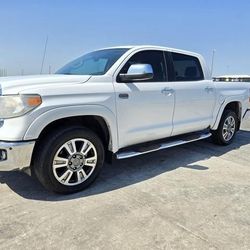 2016 Toyota Tundra CrewMax
