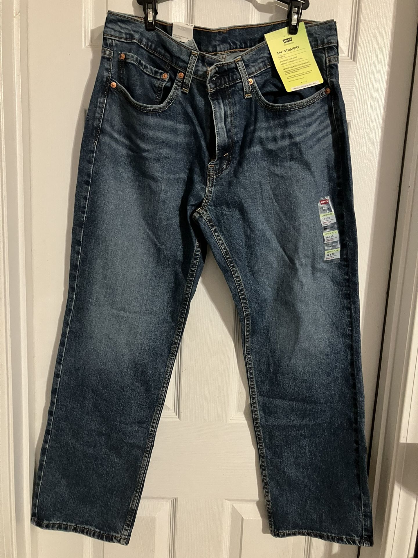 Levi Jeans (34/29)