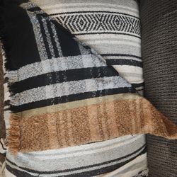 Women's Shawl
