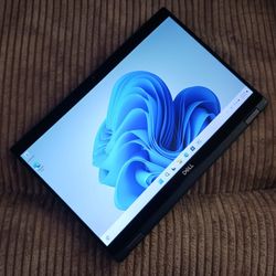 Dell Latitude Touchscreen 2 in 1 Laptop Intel Quad Core i7-8650U 16 GB RAM 256 GB SSD 1080P LCD Webcam USB C Port Windows 11 Professional 